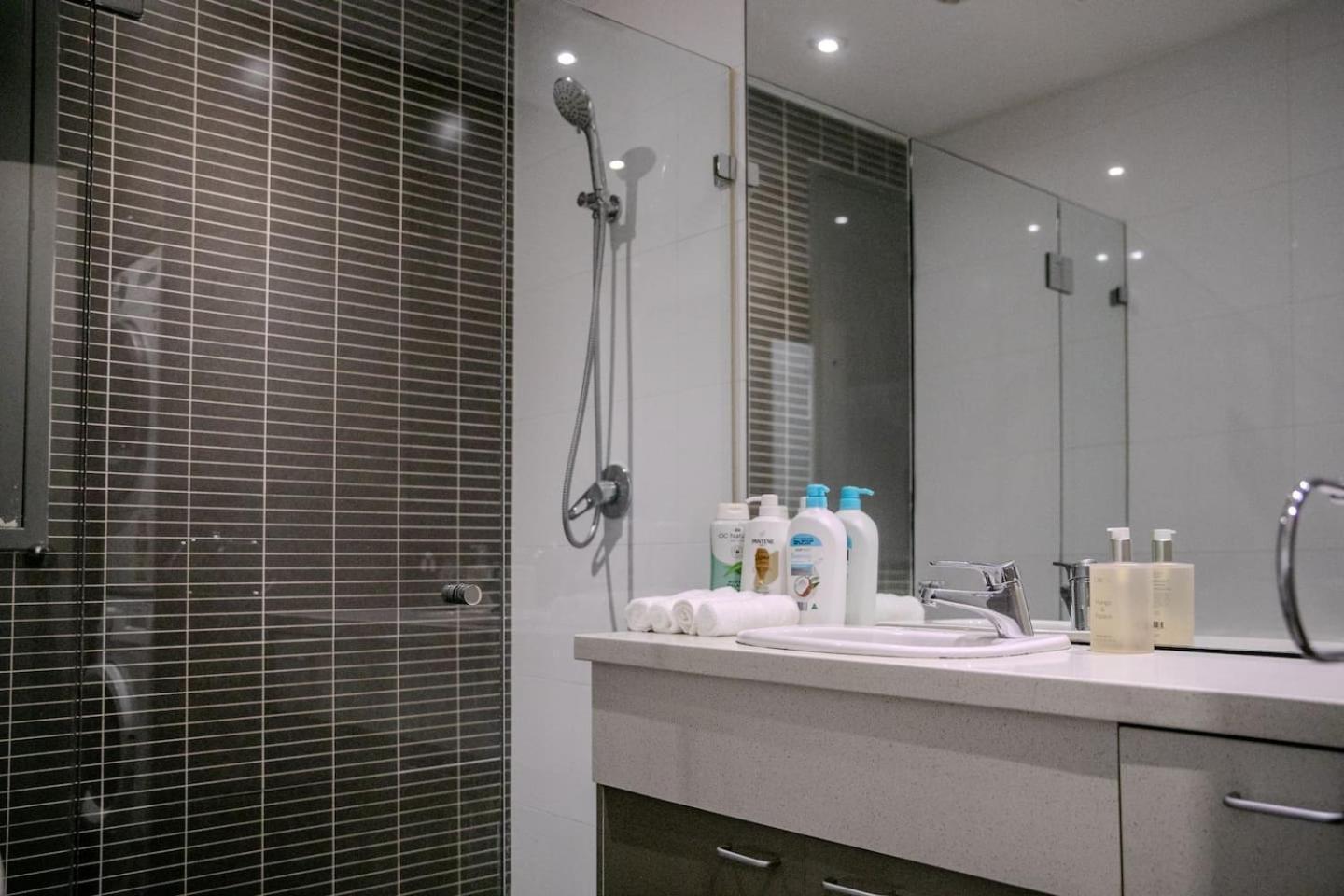 Apartment Chic By Circular Quay And Opera House With Pool